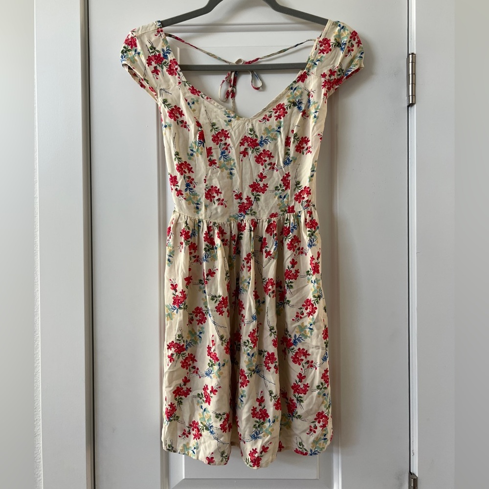 Hollister Floral Short Sleeve Summer Dress - XS